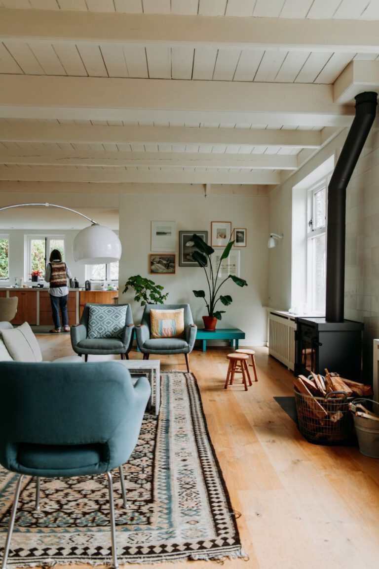 It Flinkeboskje Voorhuis met haard