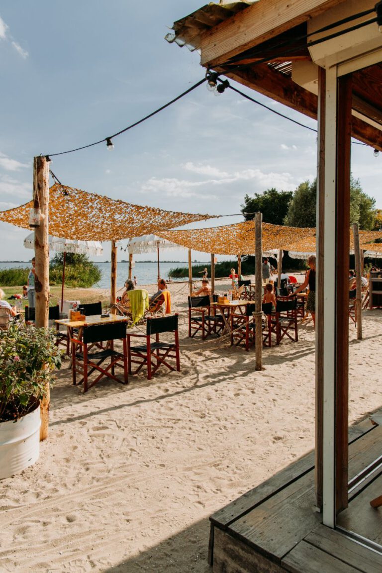 Strandvier Monnickendam Noord-Holland