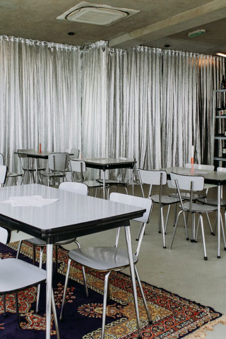 Supermarket natuurwijn Mechelen Belgie