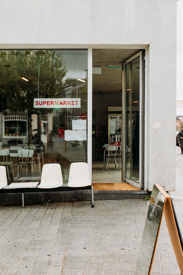 Supermarket natuurwijn Mechelen Belgie